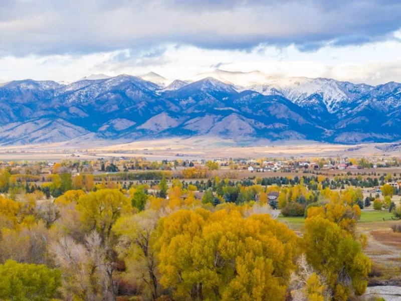 Montana mountain home slideshow rivers bend