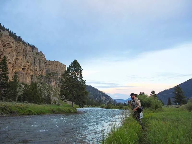 Marissathephotog fly fishing