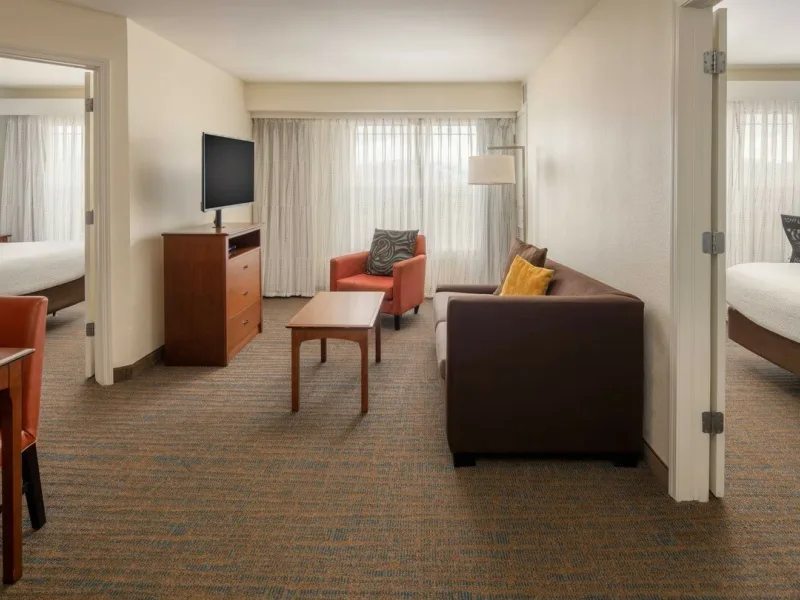 2 bedroom suite living area